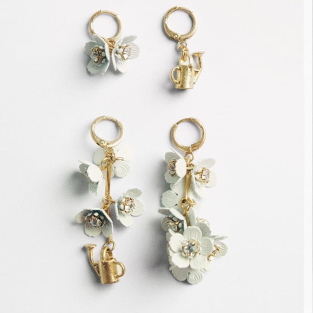 ZARA EARRINGS WITH FLOWER AND WATERING CAN PENDANTS